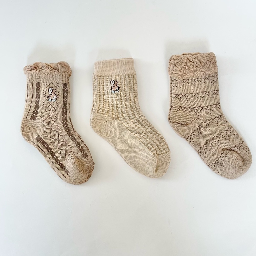 Boys Brown Crew Socks Rabbit Pattern NWOT Size (3-5) Years